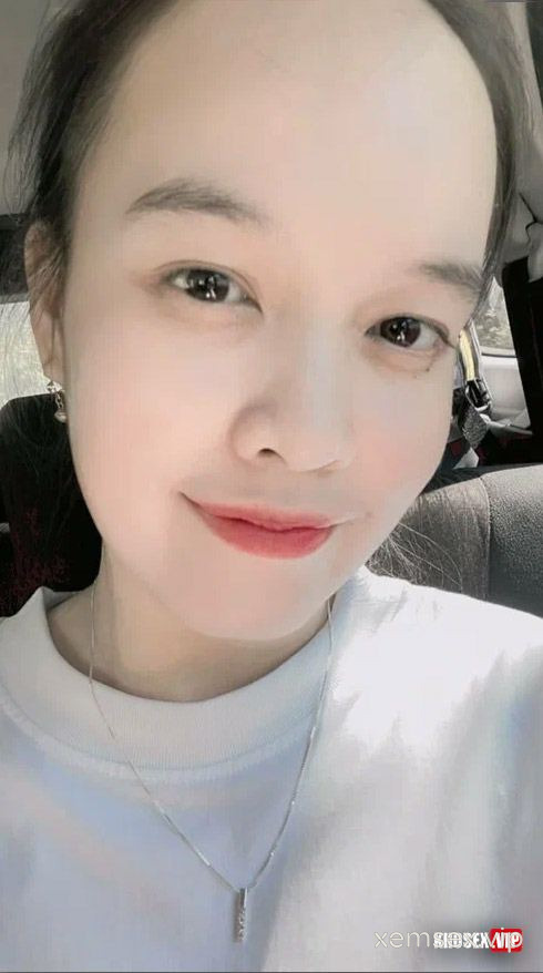 du-nhau-public-bu-cu-be-len-dap-truoc-cua-phong-tro-hinh-09